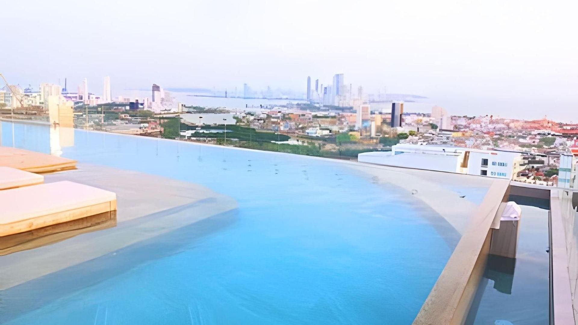 Spectacular Apartment, Unparallel Views! *