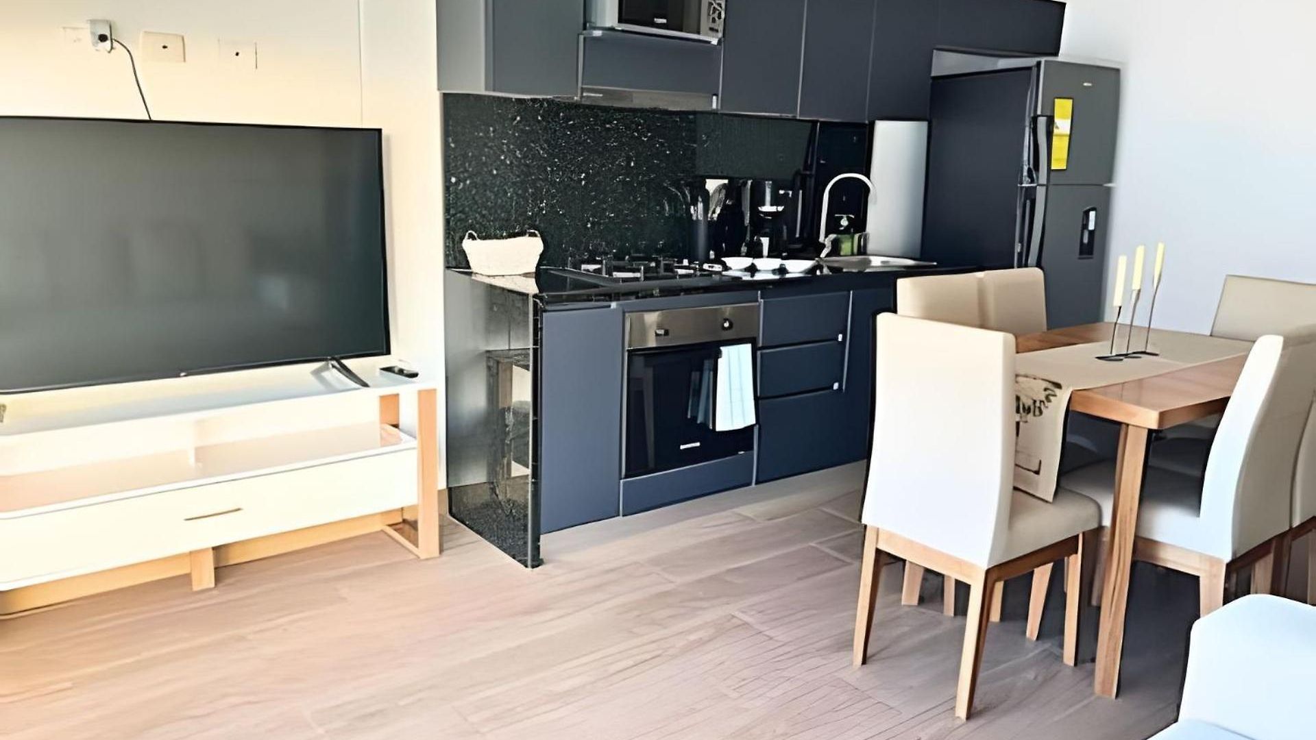 Spectacular Apartment, Unparallel Views! Apartamento *
